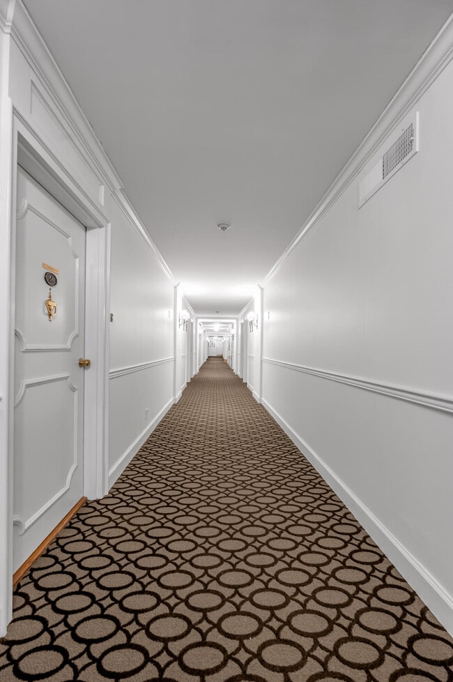 Building Photo - 101 S Hanover Ave