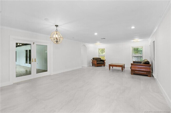 Building Photo - 4 Copaire Rd