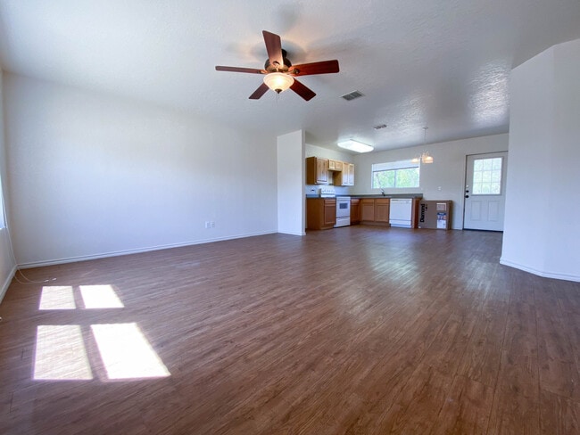 Building Photo - 3215 Northwest Blvd