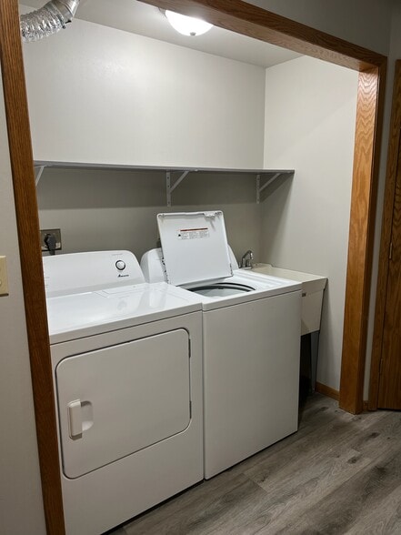 Building Photo - 113 Edwards St