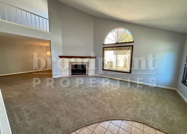 Building Photo - 10326 Oak Ranch Ln