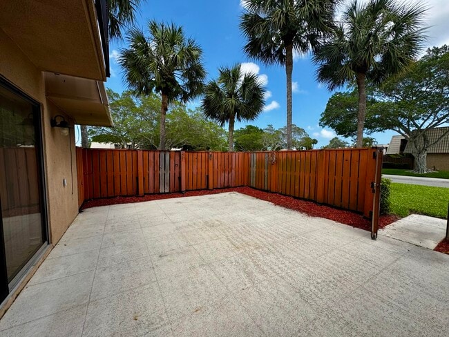 Building Photo - 6006 60th Way