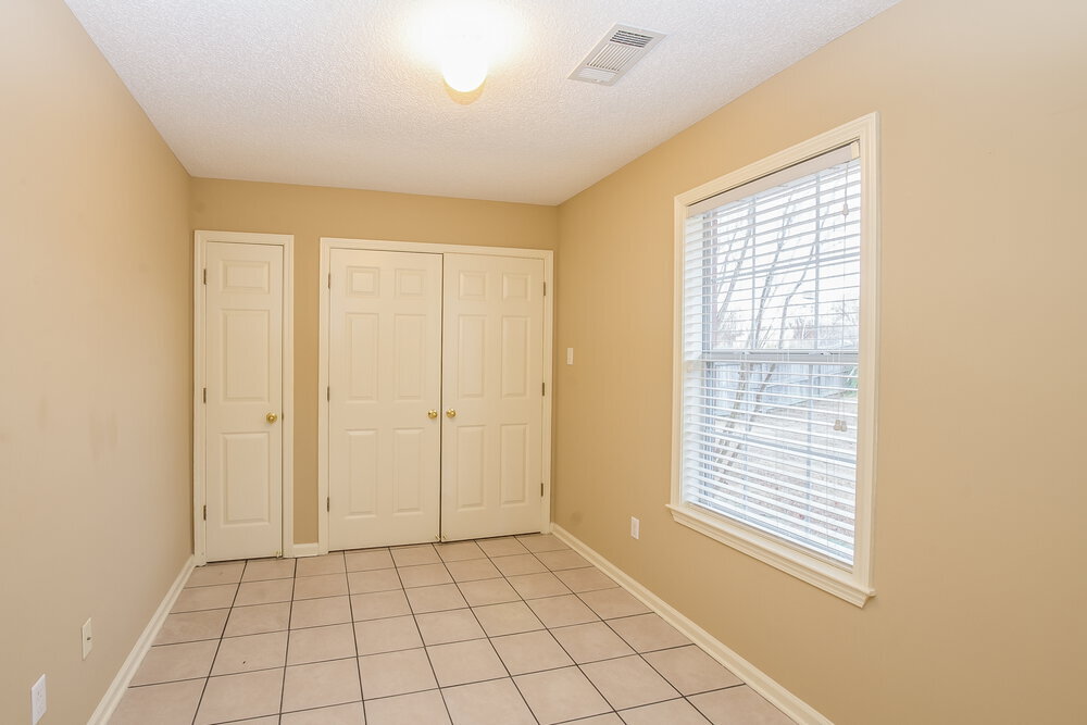 Building Photo - 6658 Raner Cove