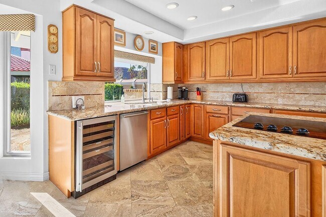 Building Photo - 45668 Pueblo Rd