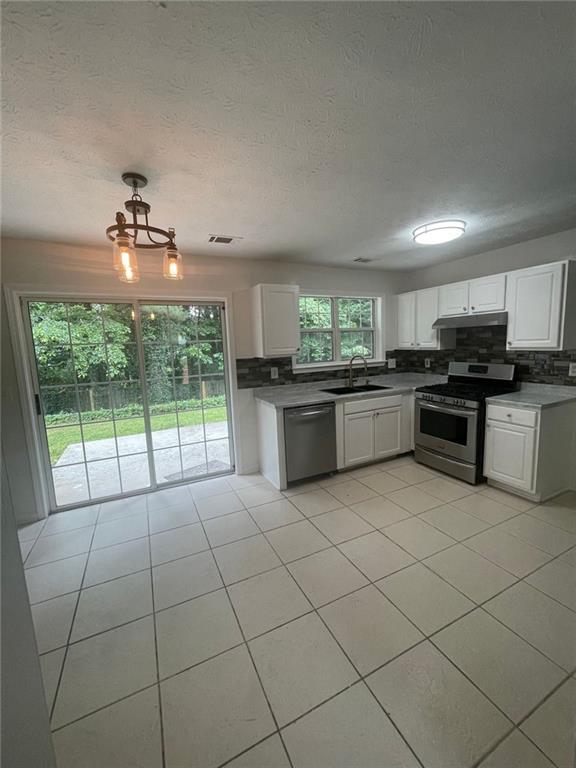 Building Photo - 620 Manor Glen Dr