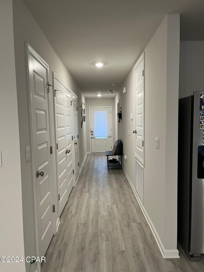 Building Photo - 6420 Slabinski Ln