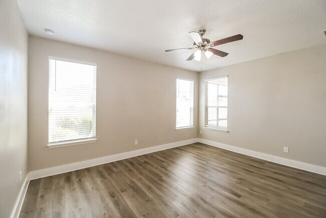 Building Photo - 849 Quiet Stone Ln