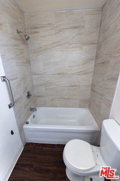 Building Photo - 275 Lucas Ave