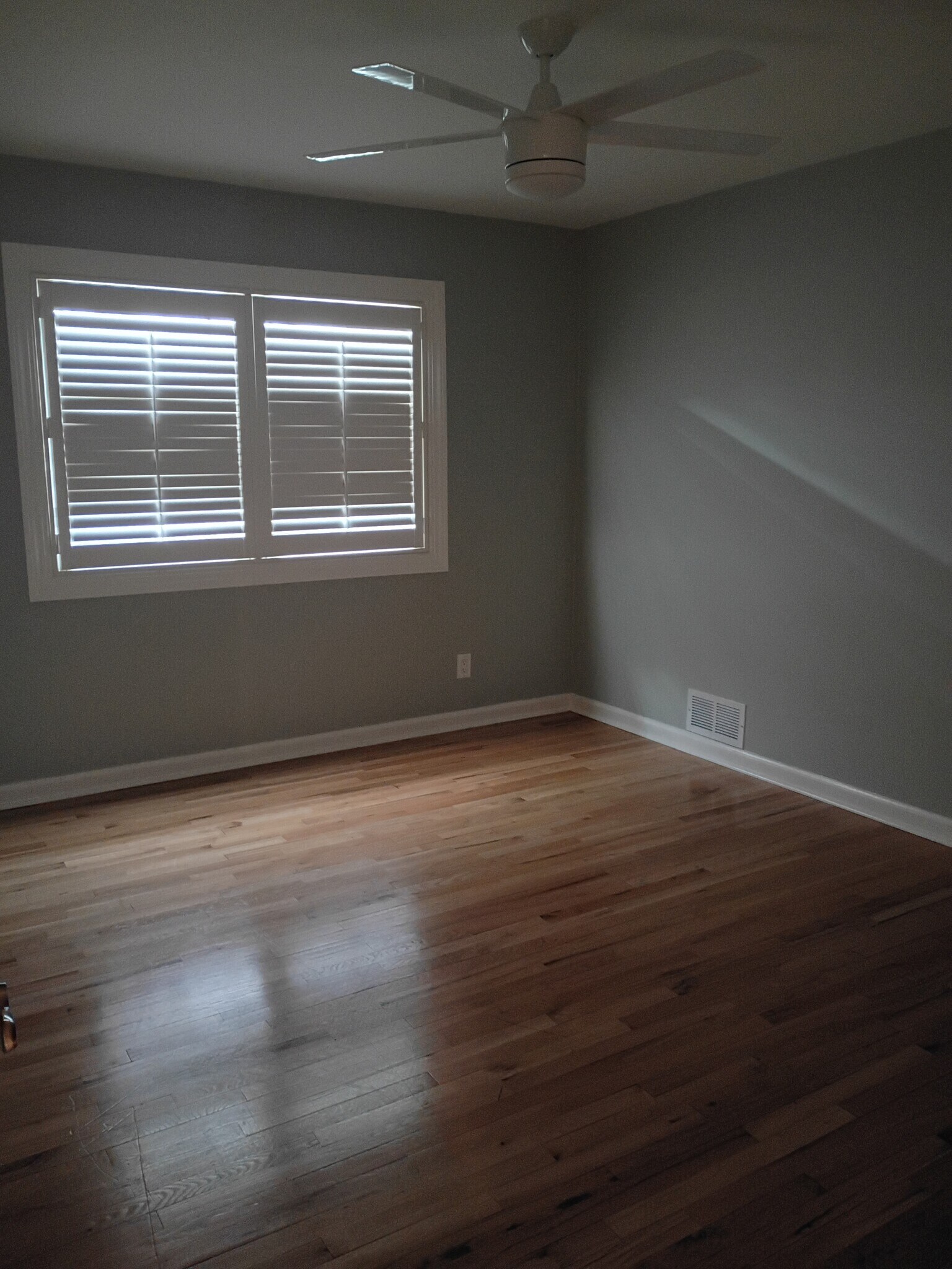 Building Photo - 9 Harris Pl