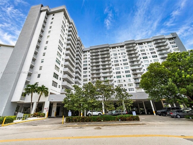 Building Photo - 137 Golden Isles Dr