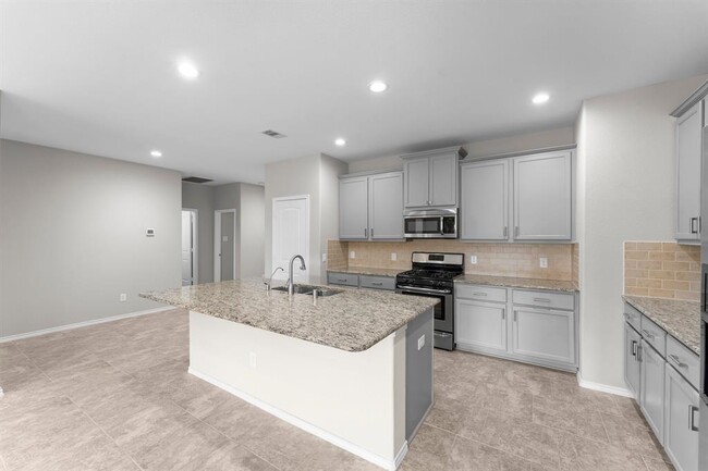 Building Photo - 154 Meadow Mill Dr
