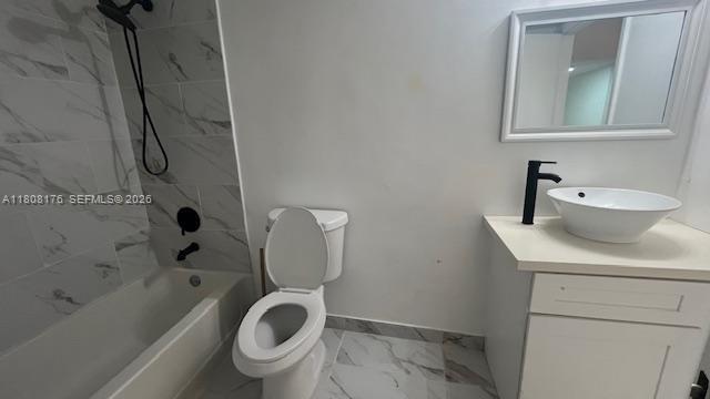 Building Photo - 2881 N Oakland Forest Dr