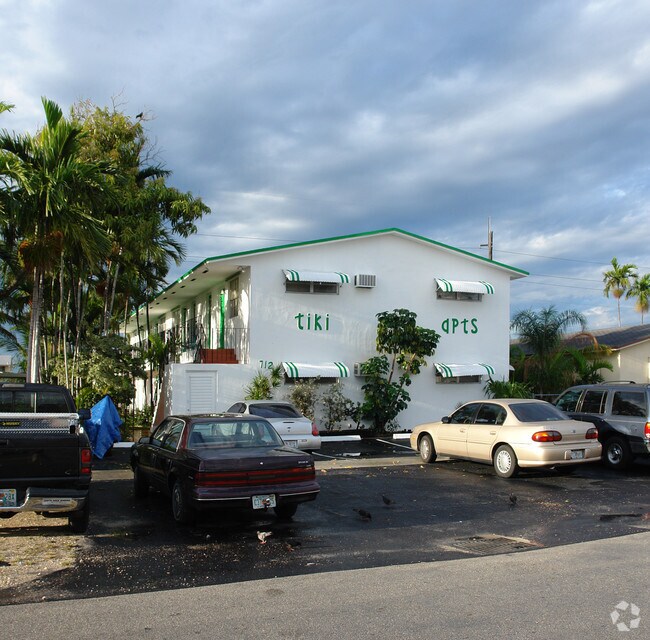 Building Photo - Tiki Apts