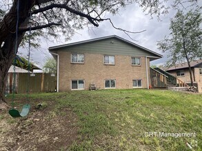 Building Photo - Freshly Updated 3-Bedroom, 1-Bathroom **FR...