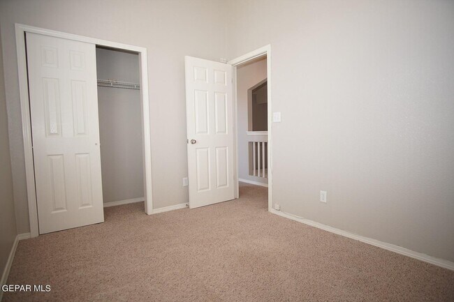 Building Photo - 11912 Mesquite Bush Dr