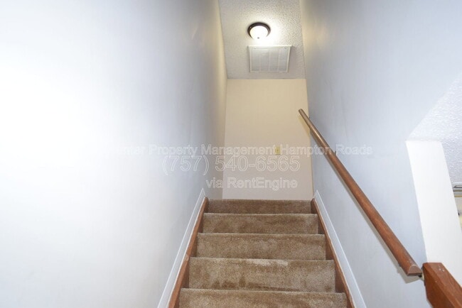 Building Photo - 1412 Woodscape Ln