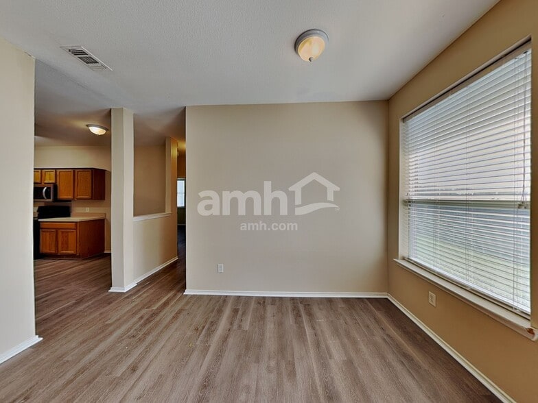 Building Photo - 2636 Fondren Rd