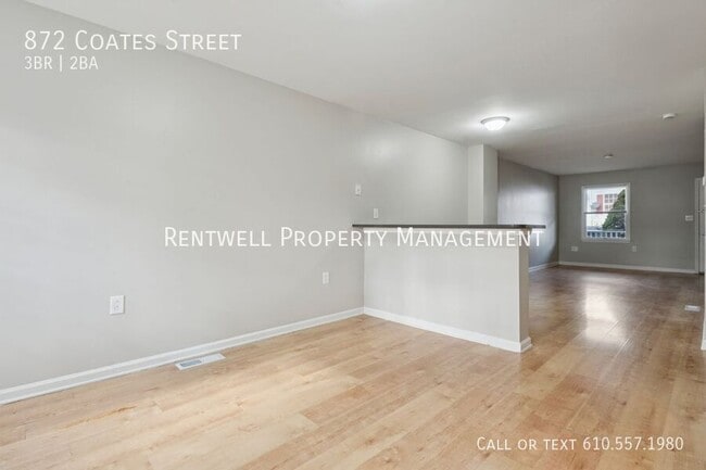 Building Photo - 872 Coates St