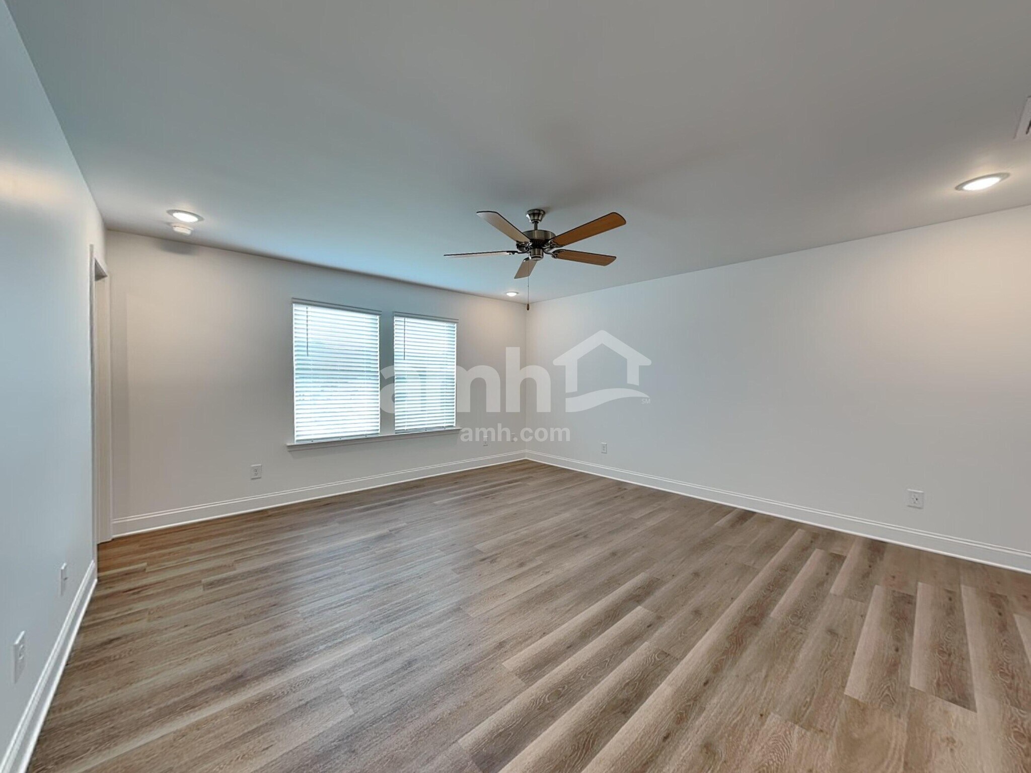 Building Photo - 1624 Soapstone Rd