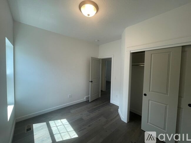 Building Photo - 6442 S Jordan Pkwy