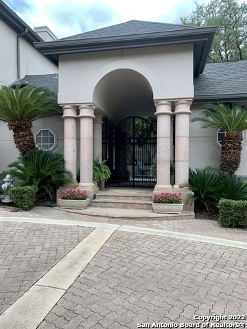 Building Photo - 7 N Rue Charles