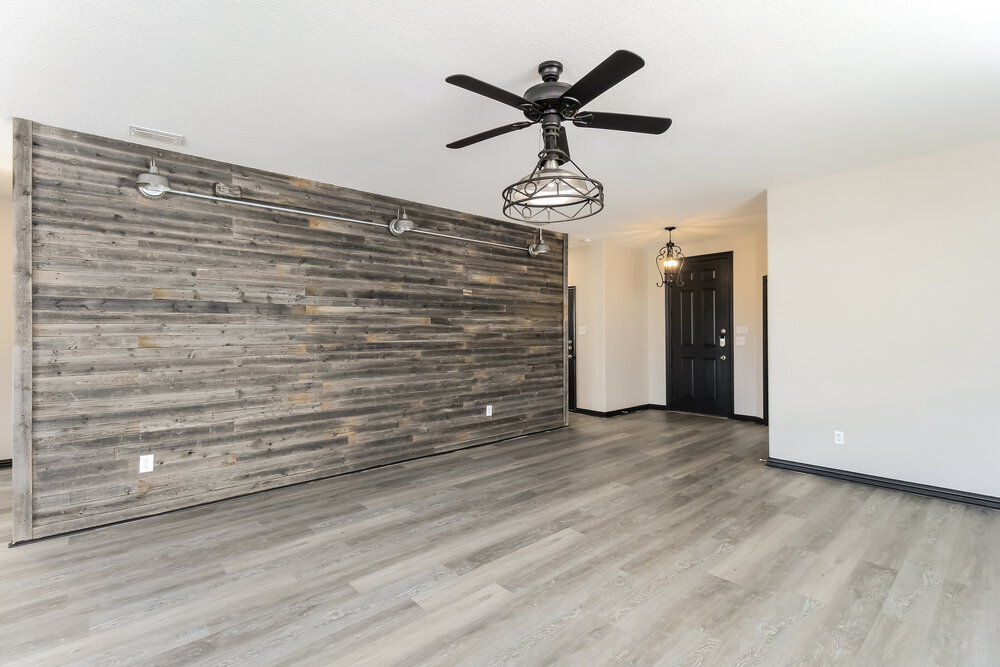 Building Photo - 9136 Benevolent Ct