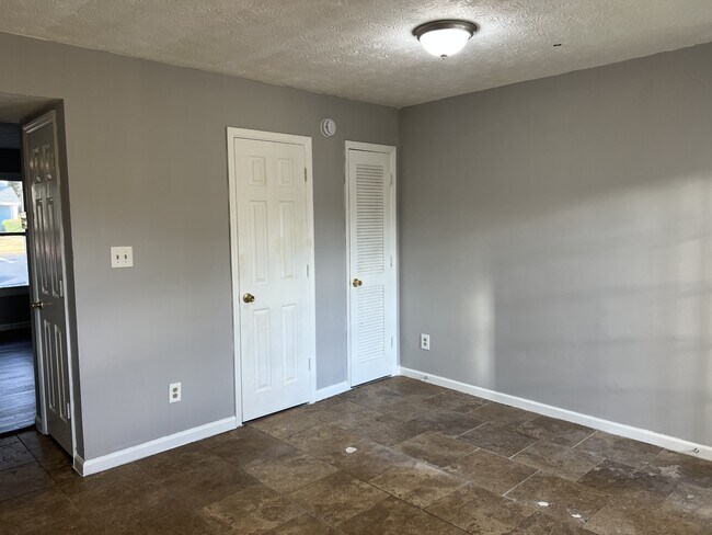 Building Photo - 2259 Wellington Cir