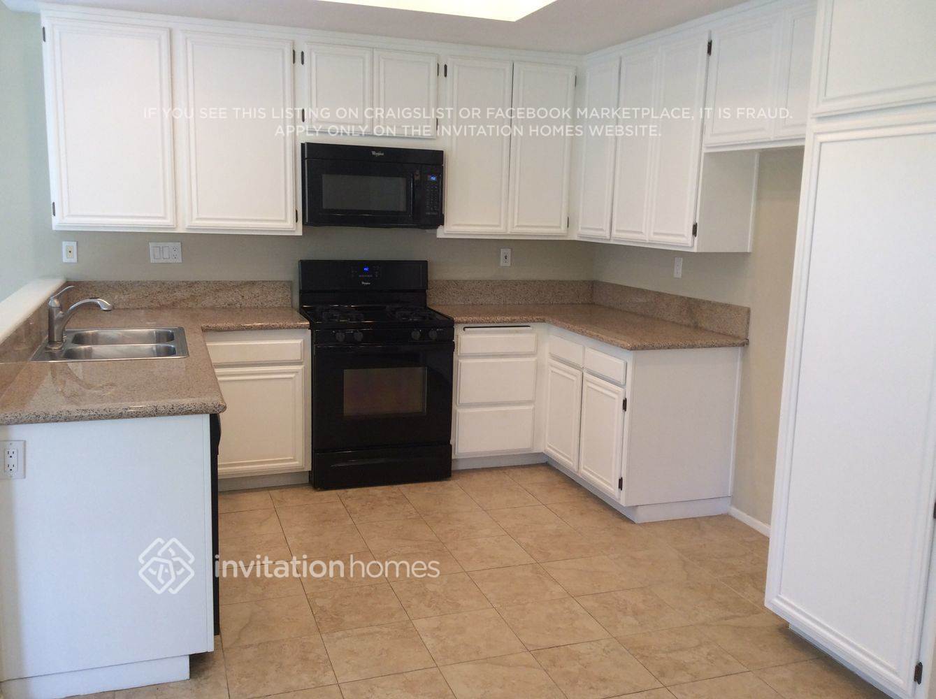 Building Photo - 12420 Alderglen St