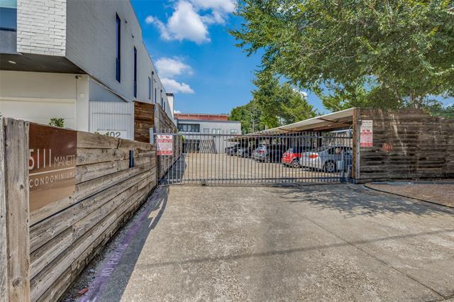 Building Photo - 5111 Manett St