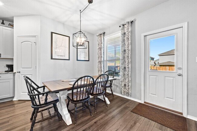 Building Photo - 317 Black Alder St