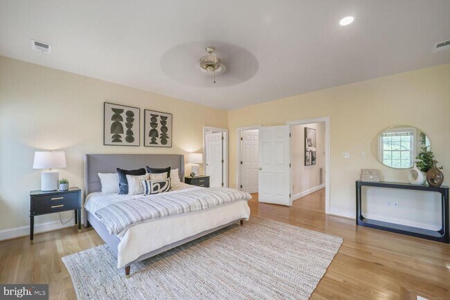 Building Photo - 2053 Mayfair McLean Ct