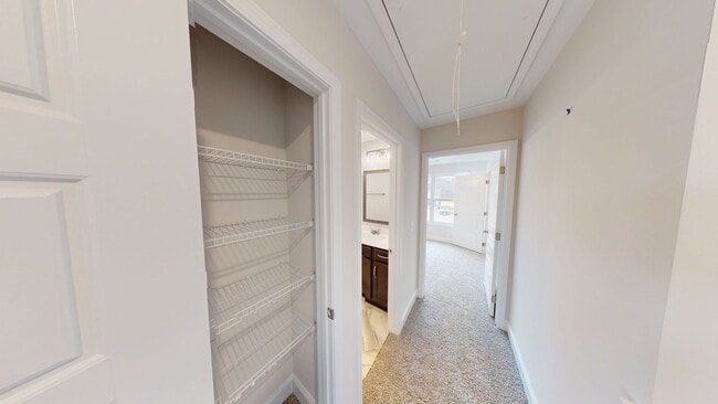 Building Photo - Spacious & Updated 3/2.5 Home Near Fort Ca...