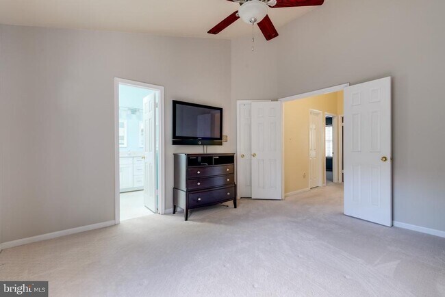 Building Photo - 20780 Dockside Terrace
