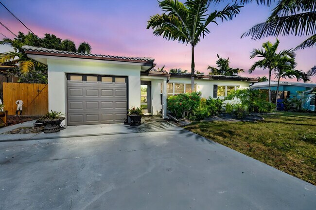 Building Photo - 2277 SE 15th St