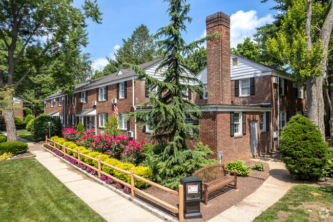 Building Photo - Garfield Park Apartments