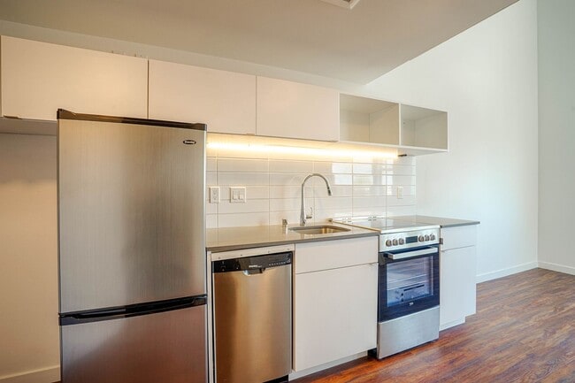 Interior Photo - Thomas Street Lofts