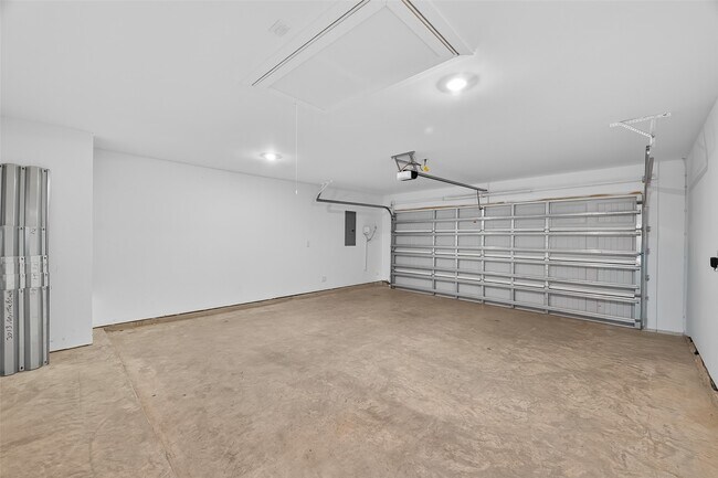Building Photo - 3013 Myrtle Bch Ln