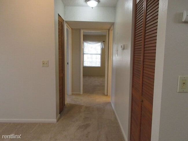 Building Photo - 2 br, 2 bath Condo - 3320 S Ammons St #6-201