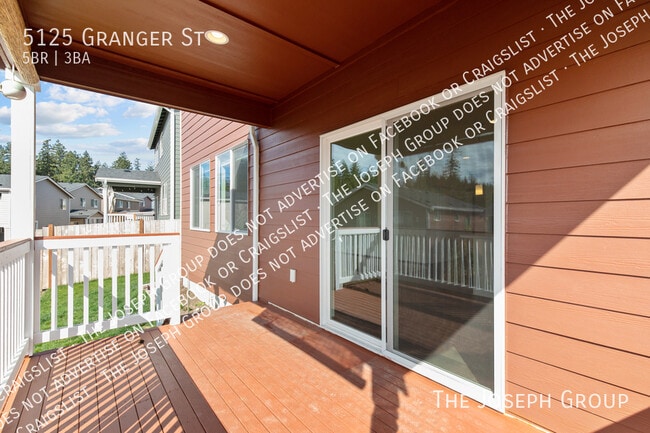 Building Photo - 5125 Granger St