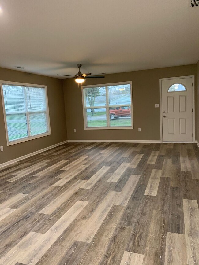 Interior Photo - Tyrone Properties