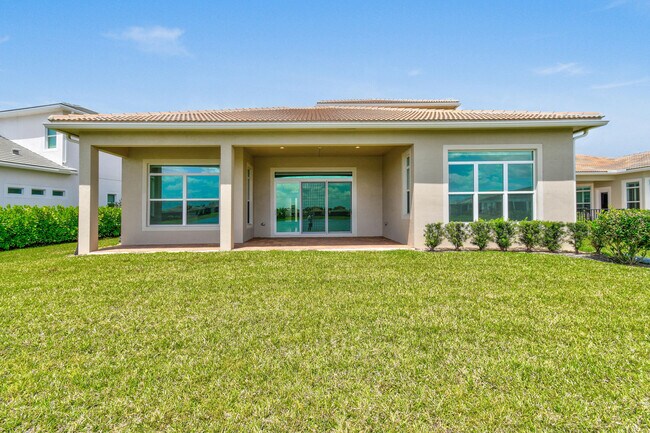 Building Photo - 9019 SW Terzi Wy