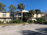 Building Photo - 6043 Village Cir S