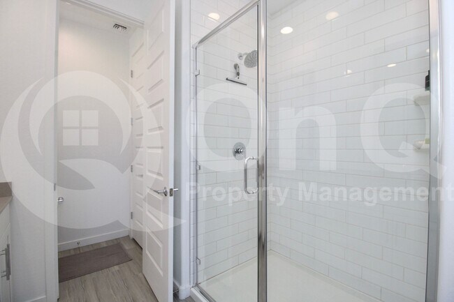 Building Photo - 8908 W Bethany Heights Dr