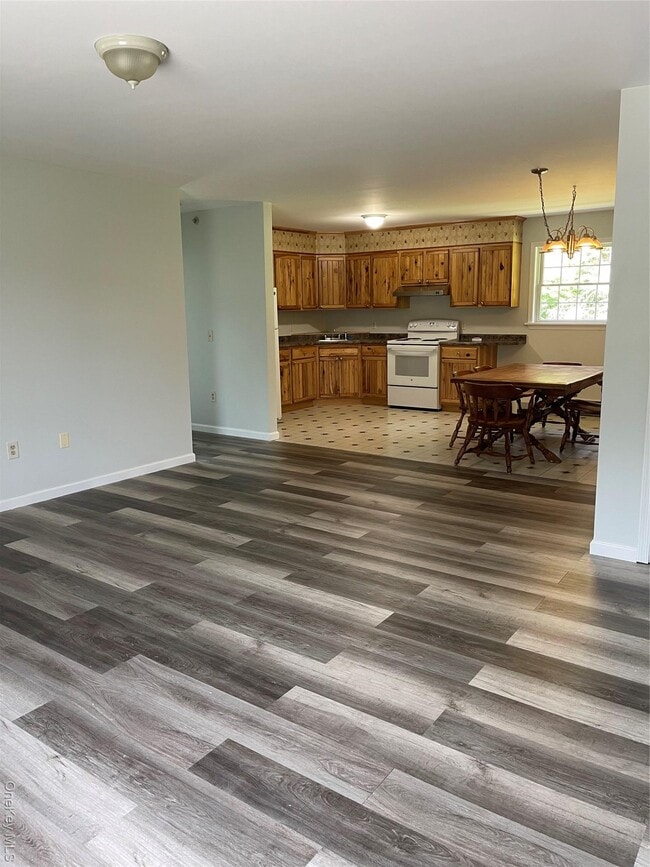 Building Photo - 2297 US-44