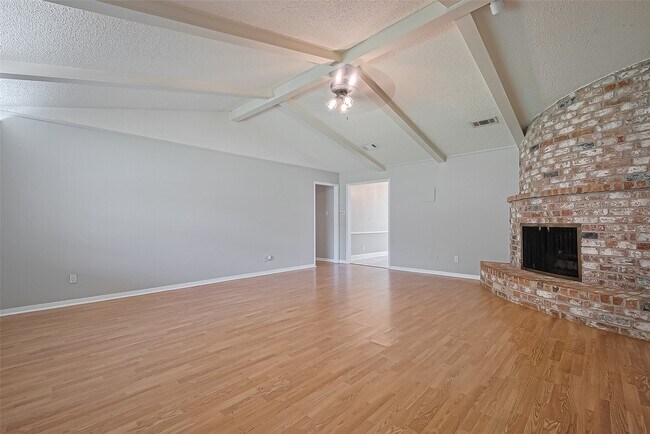Building Photo - 3518 Rolling Green Ln