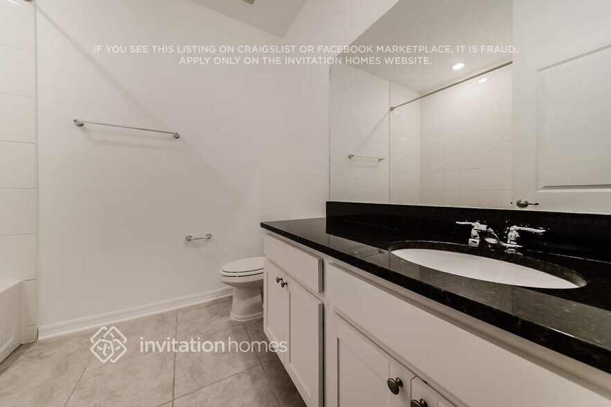 Building Photo - 11540 Woodleaf Dr