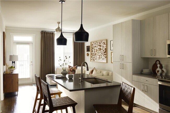 Primary Photo - 1809 Appaloosa Ln NE