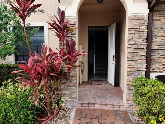 Building Photo - 15103 SW 113th Terrace