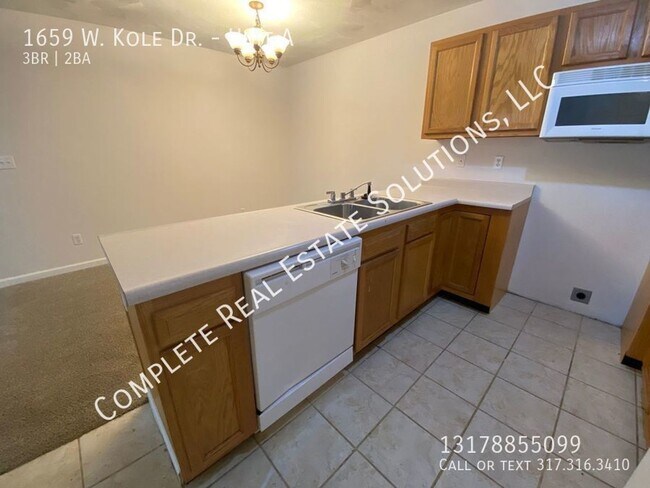 Building Photo - 1659 W Kole Dr