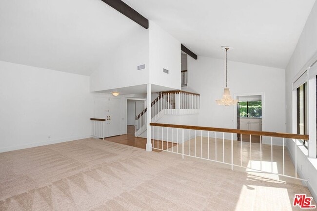 Building Photo - 1347 Avenida de Cortez